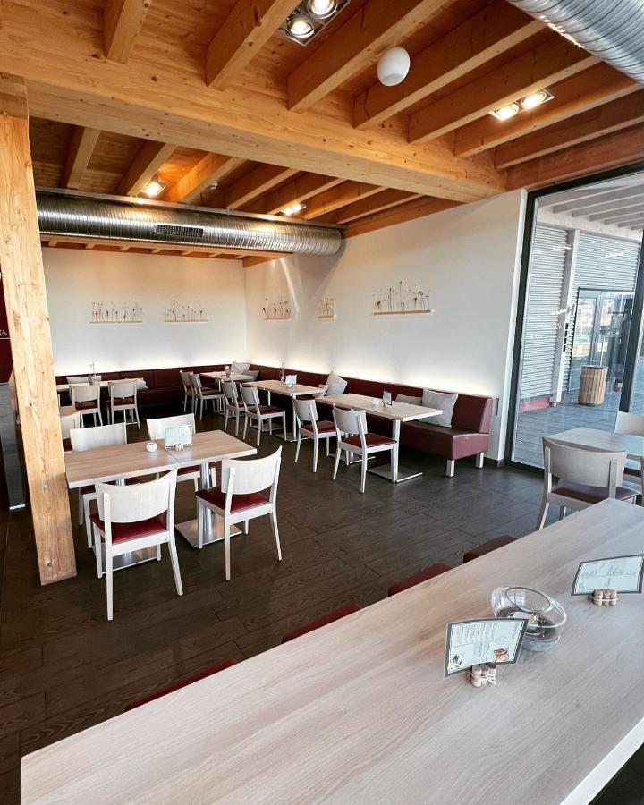 Auszeit Cafe & Hotel Oberwornitz Экстерьер фото