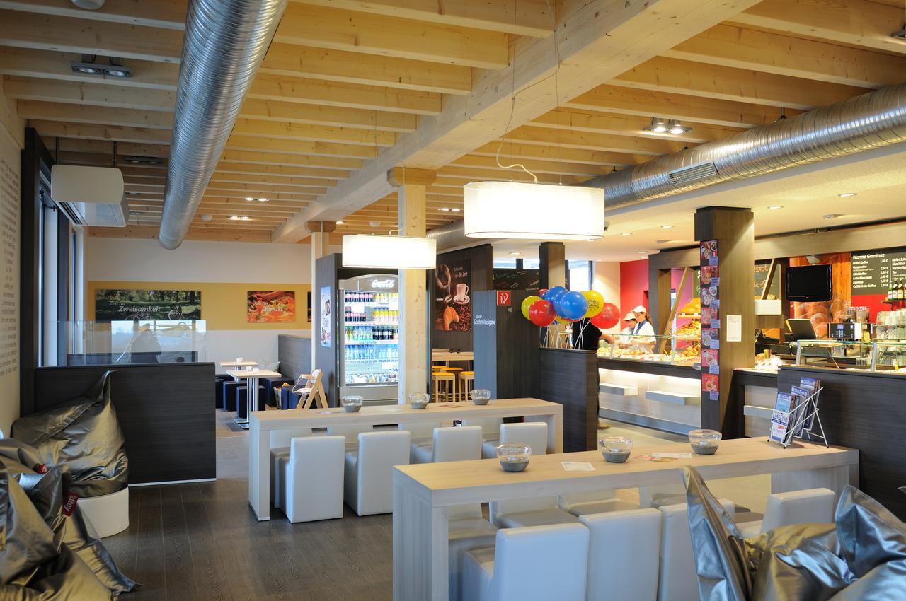 Auszeit Cafe & Hotel Oberwornitz Экстерьер фото